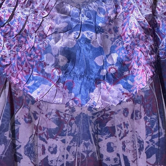 Unity women’s size 1X purple print 3/4 sleeve silky insert v neck top - Picture 2 of 8